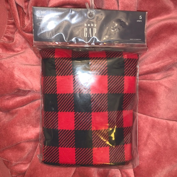 Babygap pj set - Picture 1 of 3